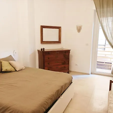 Interno 3 - Vicino Al Mare E Pista Ciclabile, Centro Zona Foce *