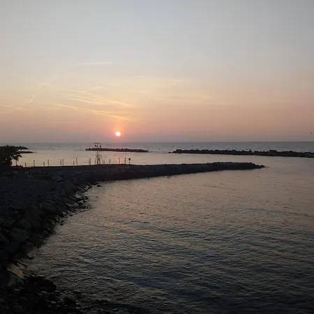 Apartman Interno 3 - Vicino Al Mare E Pista Ciclabile, Centro Zona Foce San Remo